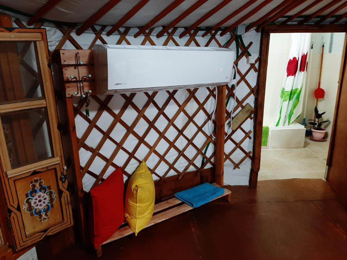 יורט מונגולי Apartment Matzuva Luaran gambar